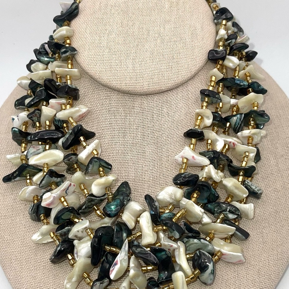 Incredible Vintage Mother of Pearl and Abalone Multi Strand Bib Necklace - Picture 8 of 11